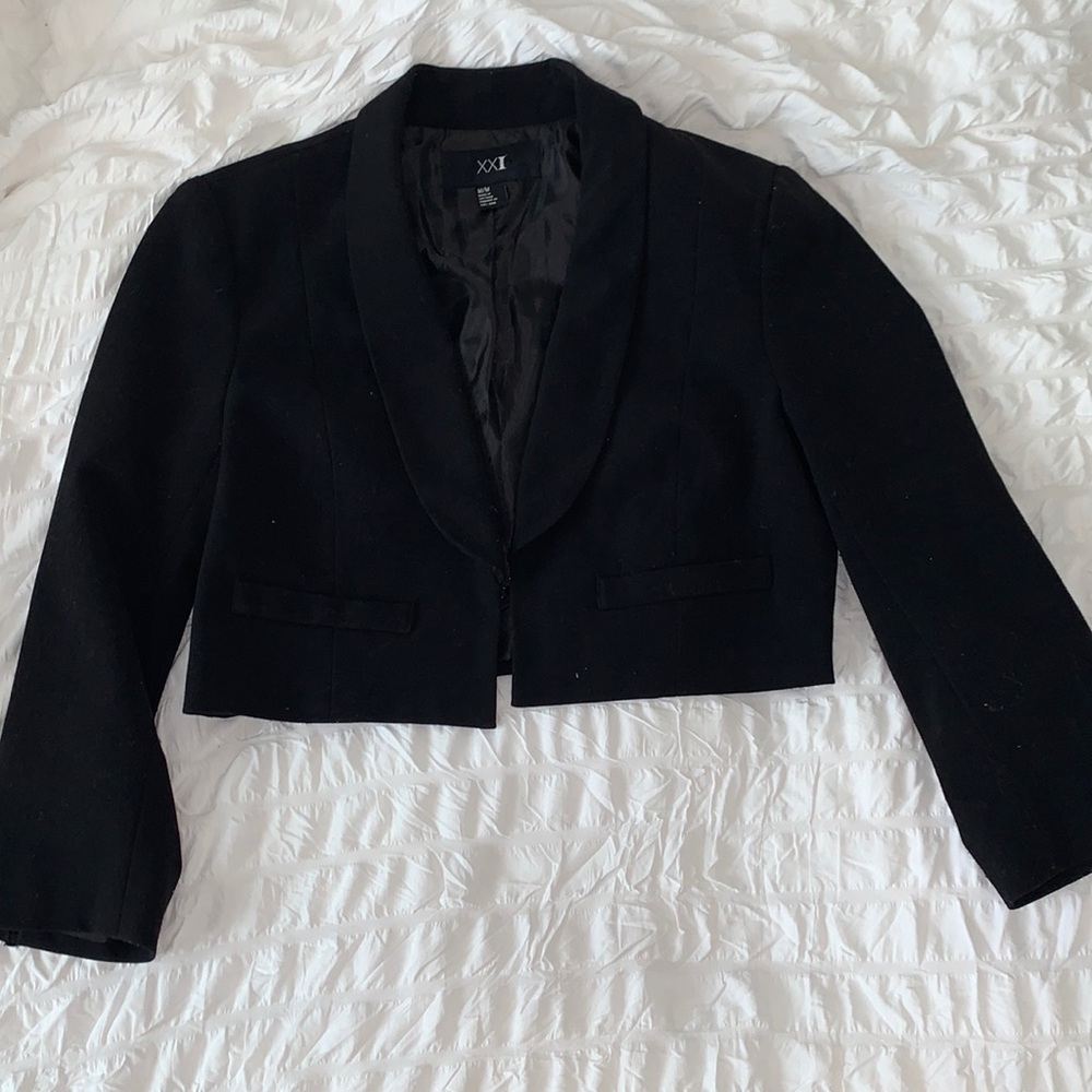 Cropped blazer